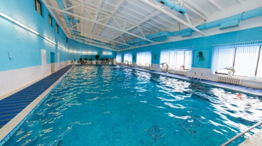 Плавательный бассейн