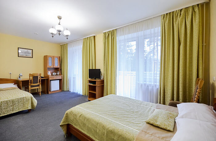 2-мест для людей с ОВ